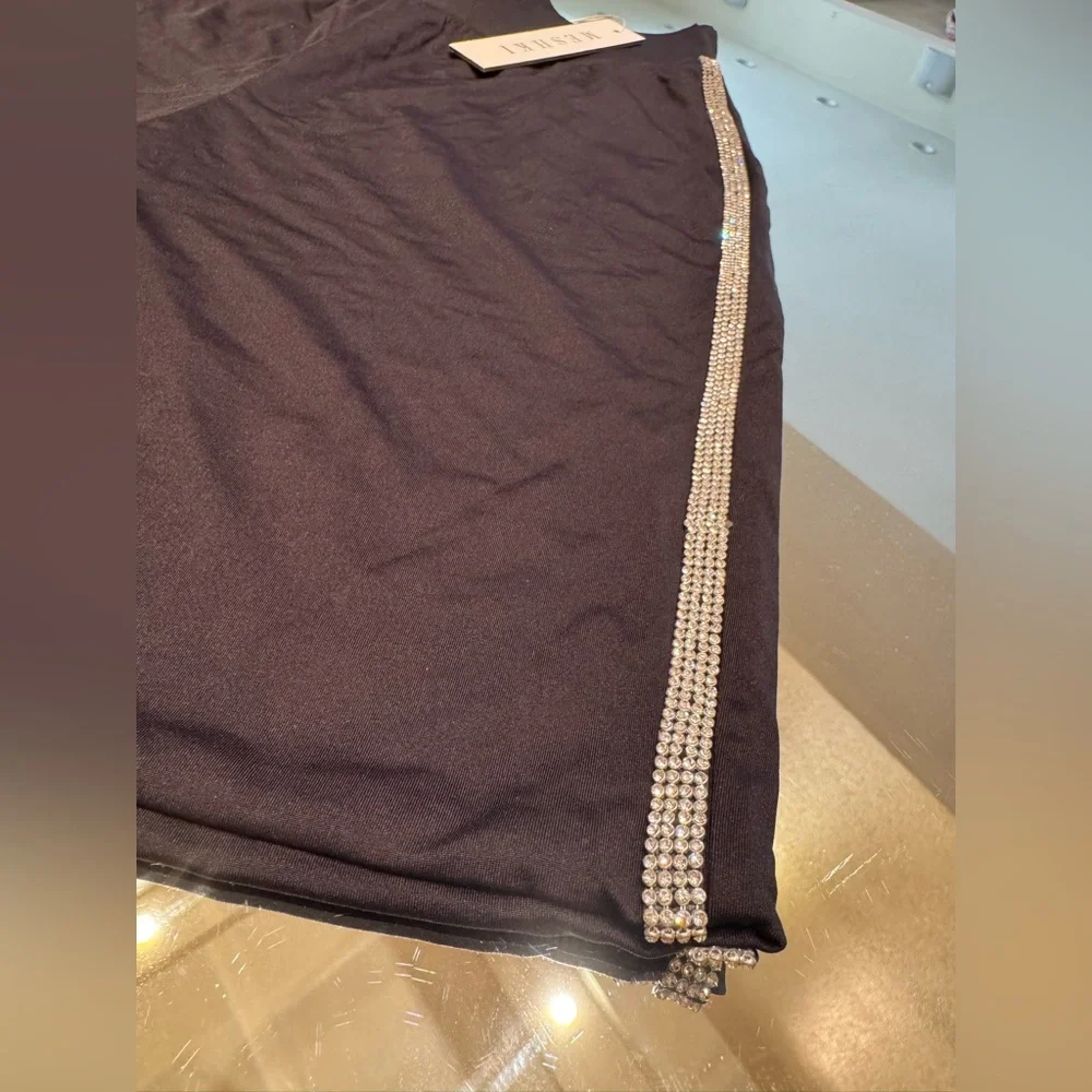 MESHKI Black Crystal Biker Shorts - Picture 3 of 7